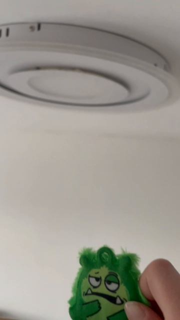 Свалился🤣🤣🤣