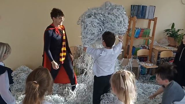 серебряное шоу тик-ток гари потер