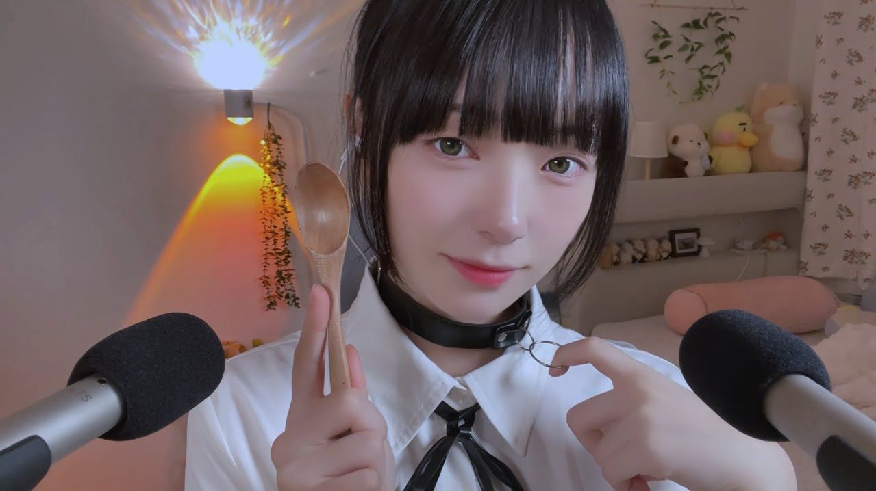 [ASMR] #12✨ Реze | Chainsaw Man — звуки поедания деревянной ложки 💣 (Hida)