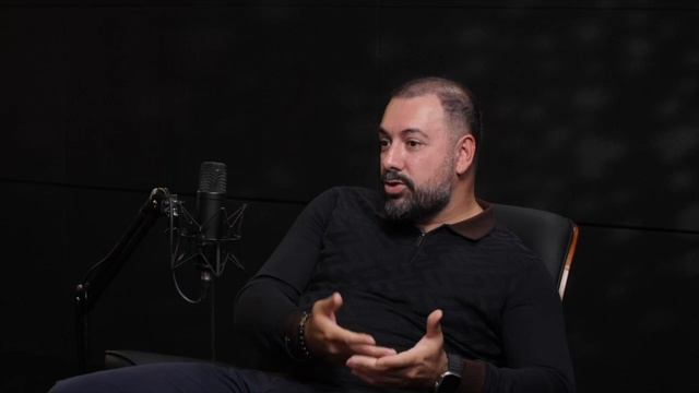 Почему культура употребления алкоголя так глубоко укоренилась в России? 💭