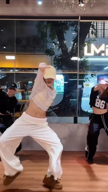 𝕭𝖆𝖈𝖐𝖘𝖙𝖗𝖔𝖐𝖊😎