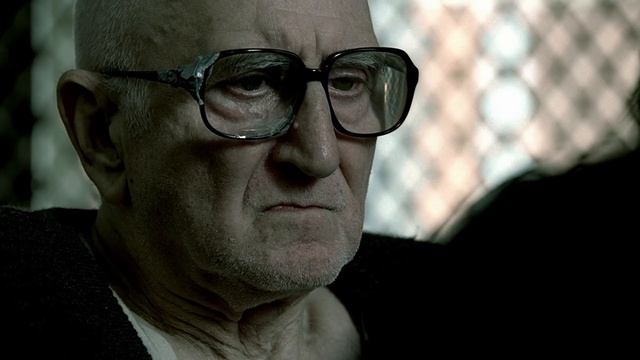 Прощание Тони Сопрано с дядей Джуниором (Отрывок из 21 серии 6 сезона 