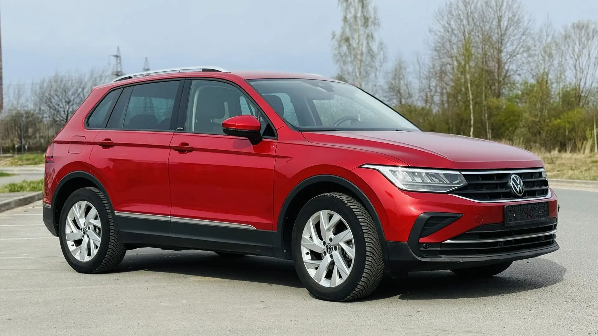 Практически новый VW Tiguan из Германии. Пробег 14.832км. Авто под заказ из Европы.