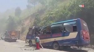 Страшный теракт на шоссе в Колумбии: машины разбросало как спички