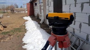 Строим клумбы.