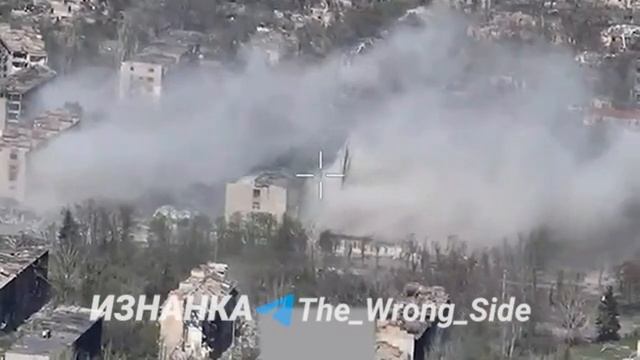 Кадры удара ВКС РФ по позициям ВСУ при помощи ФАБ-1500 в Константиновке и удар ФАБ-3000по Татьяновке