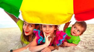 Песня Слева и справа | Детские стишки и Песенки для детей | Майя и Маша+Детские сборники