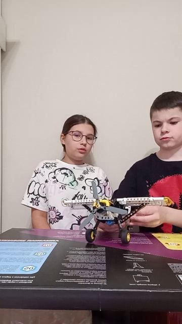 Самолёт лего