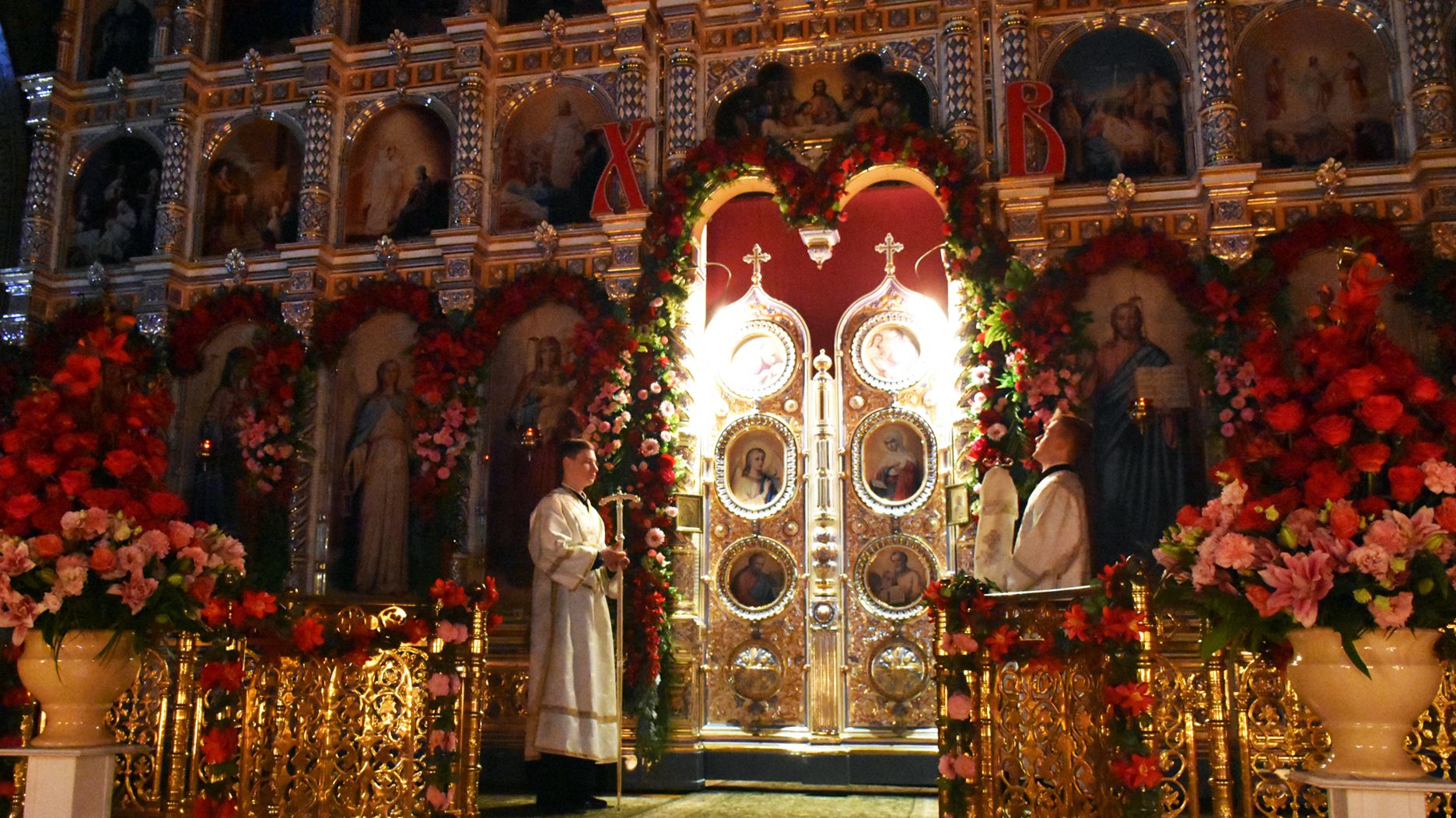 Он на небе и опять сойдёт с небес!