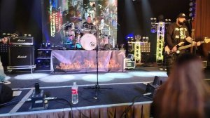 БАТИНА БАСУХА-Скотный двор