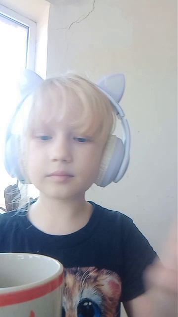 пробую напиток пати тайм 😋
#напиток #проба #лайк #хештэг