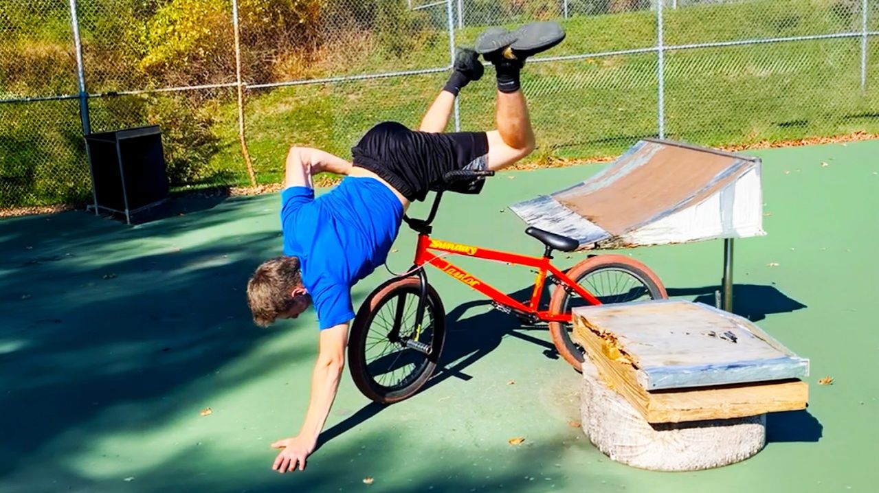 NEW! America′s Funniest Home Videos. FUNNY VIDEOS 😂 BEST FAILS OF APRIL💥Try Not To Laugh Challenge