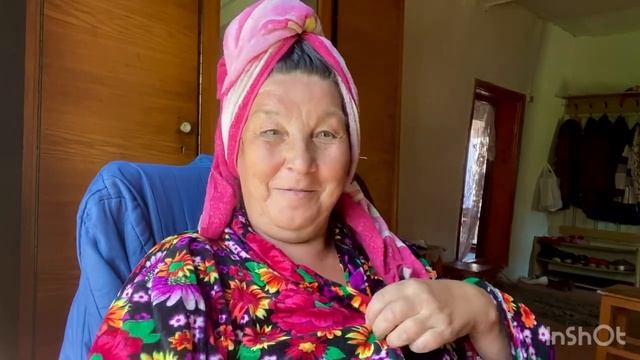 Отправляю далеко и без кусочка хлеба