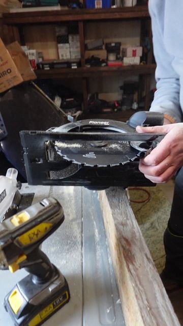 Саморез, конфирмат, сантехнический болт, уголок, ВСЕ ЭТО ТЕПЕРЬ НЕСТРАШНО!