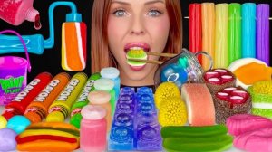 АСМР МУКБАНГ | Радужная еда, Мармеладные суши, Съедобный валик для рисования, Мармеладные конфеты
