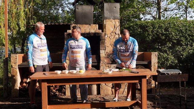 И РЫБА И МЯСО