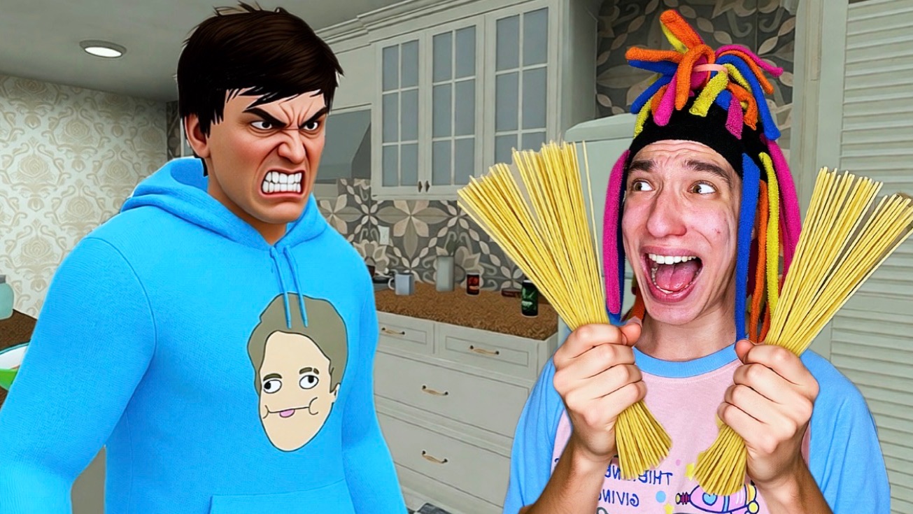 КИТАЙКУ ДОБАВИЛИ В ИГРУ ПОБЕГ ОТ БЛОГЕРА!