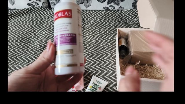 ОТКРЫВАЕМ СЮРПРИЗ БЬЮТИ БОКС ОТ Royal Samples. Мистери бокс😍🤦