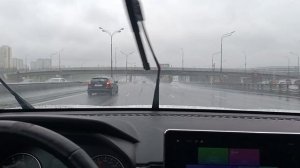 льёт как из ведра