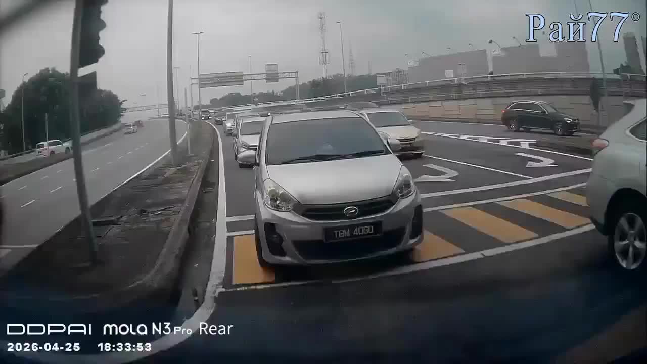 И скрылся с места ДТП