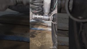 Сандеро замена задних стоек