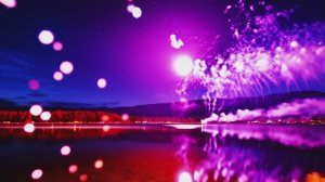 Фейерверки над озером! Отражение в воде и магия ночи. 🎆✨