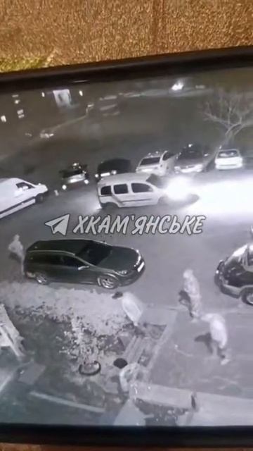 Каменское. Сотрудники ТЦК устроили сафари на мужчин 11-го микрорайона.