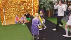 Кей поп охотницы на демонов сценарий аниме вечеринки для аниматоров