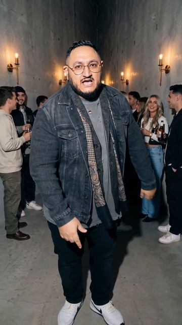 Доступно на всех музыкальных сервисах.