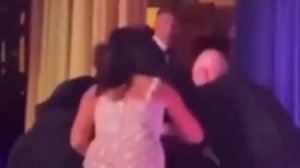 ‼️🇺🇸😂 Агенты Секретной службы сначала вывели Вэнса, а не Трампа во время стрельбы