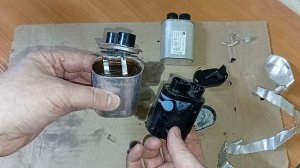 Что внутри конденсатора микроволновки / Как по запаху понять неисправность конденсатора