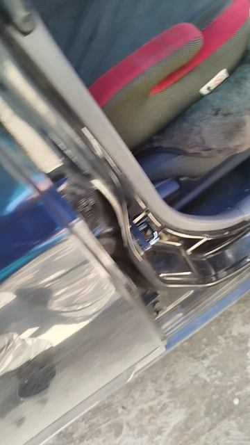 смягчитель закрывания дверей бесполезная вещь.