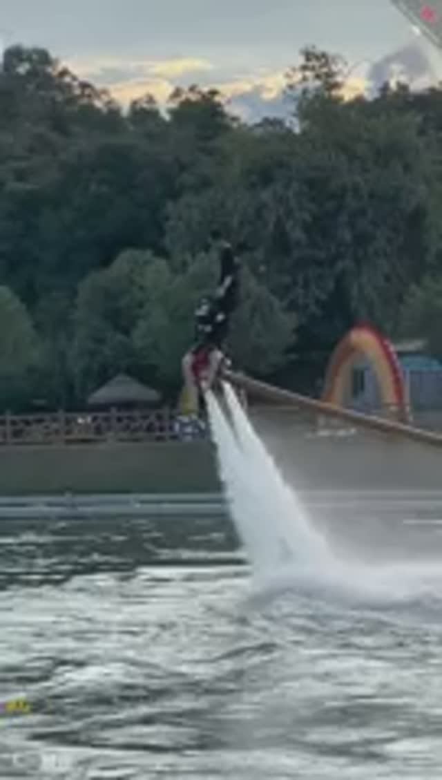 Flyboard. Искупал красавицу. Wetlook
