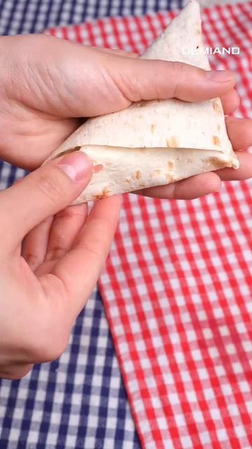 Треугольники из лаваша