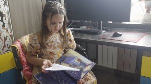 Обзор на книгу Евгении Бахуровой «Белый, пушистый, ничей» Волковой Теоны