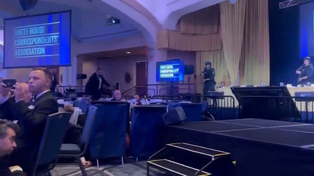 Другой ракурс тревожного нападения на американского президента.