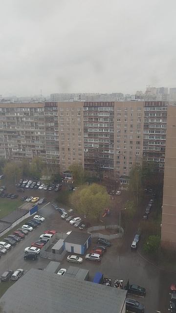 Утренний дождь в Москве