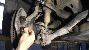 Замена правого датчика ABS и проводки на Toyota Land Cruiser Prado 3,0D Тойота Ленд Крузер Прадо 150