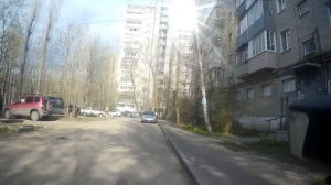 После зимнего застоя, решил прокатиться по дворам района