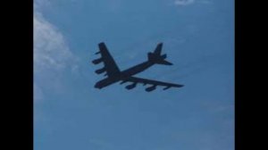 В Великобритании горит база Королевских ВВС Ферфорд