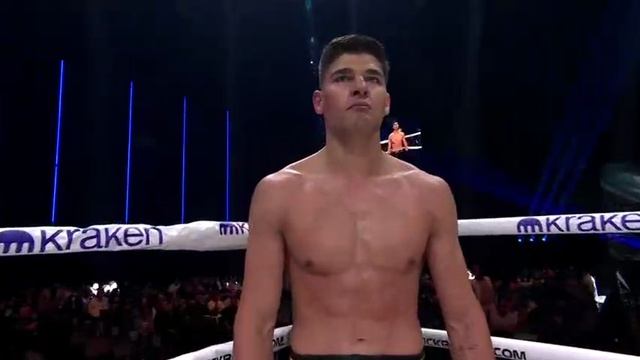 👊 Стоячий нокаут!