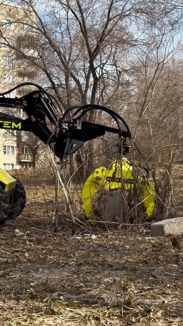 БОРДЮРЫ И КАМНИ ПЕРЕМЕЩАЕТ MAX600 ВЫСОКАЯ ГРУЗОПОДЪЕМНОСТЬ ШАРНИРНО СОЧЛЕНЕННЫЙ ПОГРУЗЧИК МАКСТЕМ