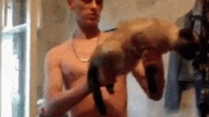 чисто зашёл поиграть с нубами