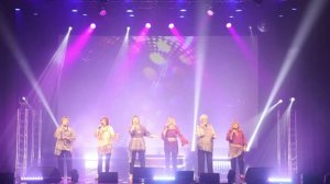 Все напоминает о тебе - Народный фольклорно-эстрадный ансамбль «Дебряночка»