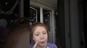 делаем макияж по точкам.