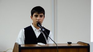 «Вахтар ва инсанар».  Конкурс чтецов стихотворений Етима Эмина