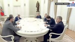 Народ Ирана мужественно и героически борется за свой суверенитет, заявил Путин.

Президент России