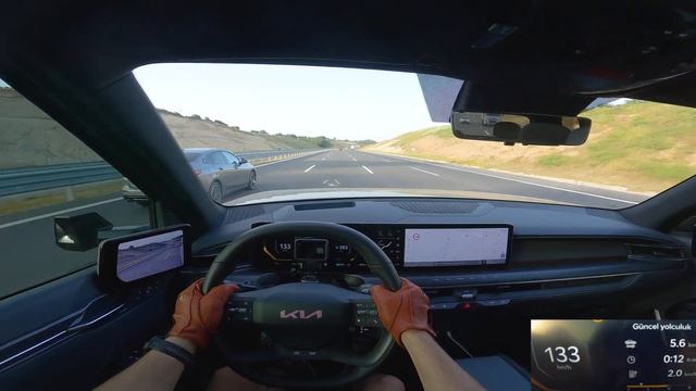 2024 KIA EV 9 GT мощностью 383 л.с., Максимальная скорость 0-100 км/ч -