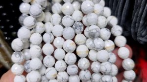 Натуральные камни - бусы 27.04.26