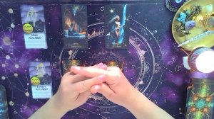 Водолей.28 апреля.